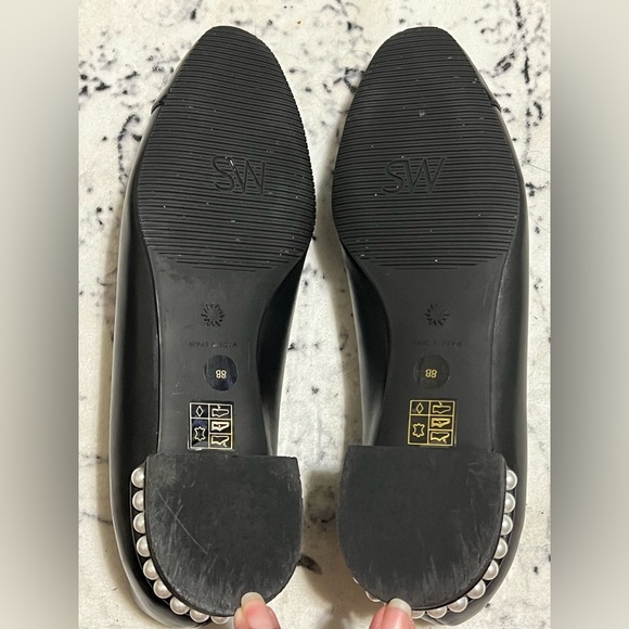 like new Stuart Weitzman two black pearl  flats - size 8 - Picture 10 of 12